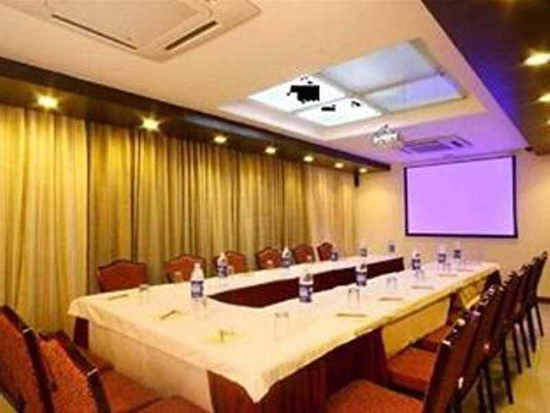 Hotel Mandakini Ambience Pune Eksteriør billede